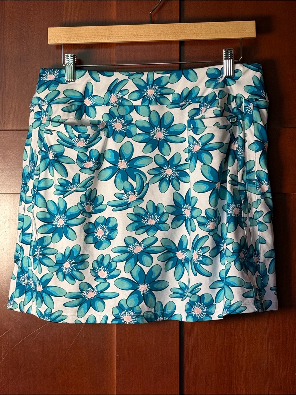 Tail Golf Remy Pull On Teal Floral Performance Golf Skort Size Medium - Picture 10 of 10